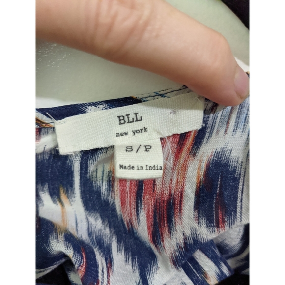 BLL New York Boho Printed Short Sleeve Blouse - Picture 7 of 8